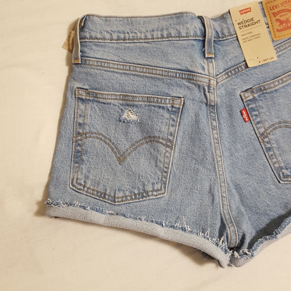 Levi's Wedgie Fit Vintage High Rise Shorts 27 28 - Picture 3 of 7